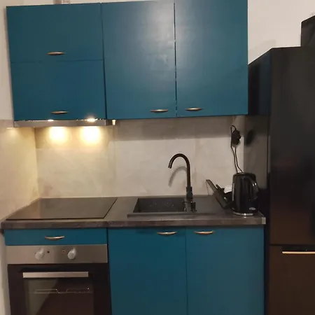 Niebieski Lwowska 56 *