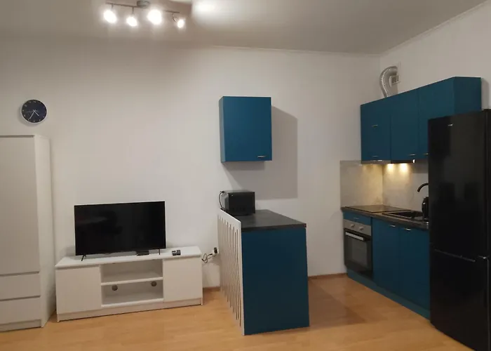 Niebieski Lwowska 56 노비 삭츠